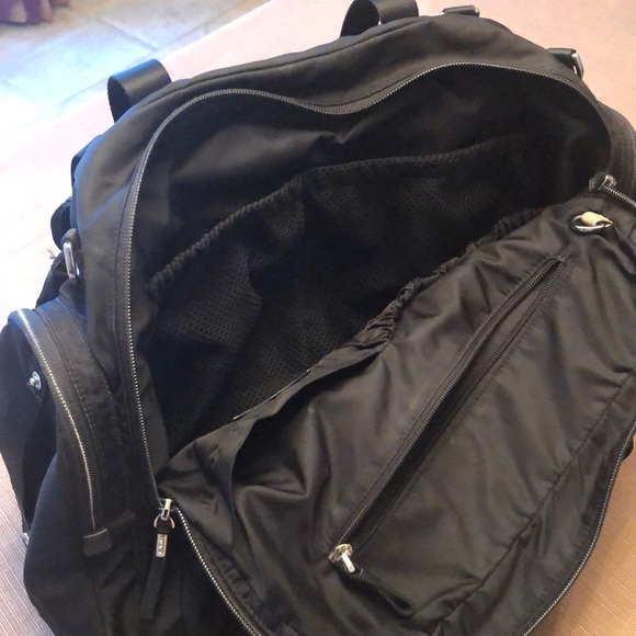 Tumi diaper bag - Picture 4 of 7